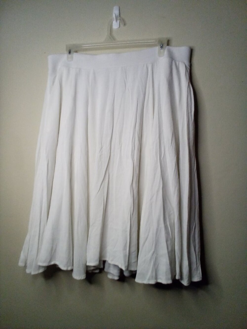 Torrid Skirt Women 3 3X Pull On Elastic Flowing Lined White